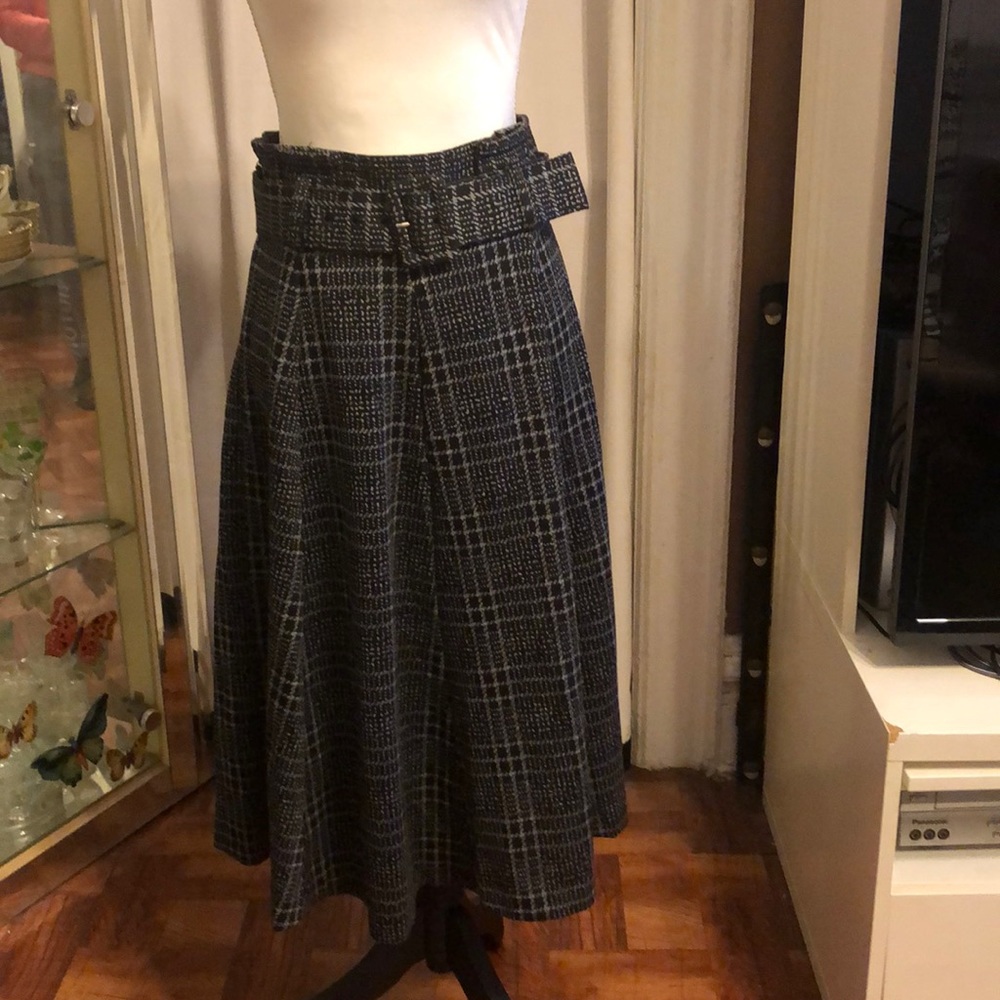 Ladies print skirt